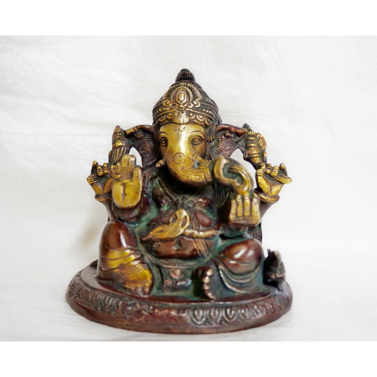 GANESH SITTING WIDE BASE 6.5"