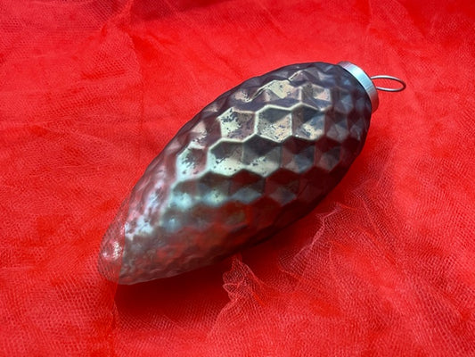 Ombre Pine Cone