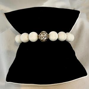White Agate Bracelet 10 mm - Faceted